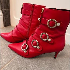 Karvela Kurt Geiger Ankle Boots Red
Leather Size 39 (Spain) 8.5